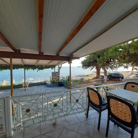 Paraga Пефкари