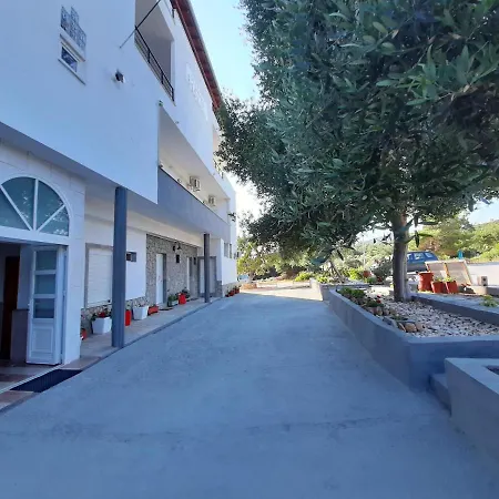 Paraga Vakantiehuis Pefkari