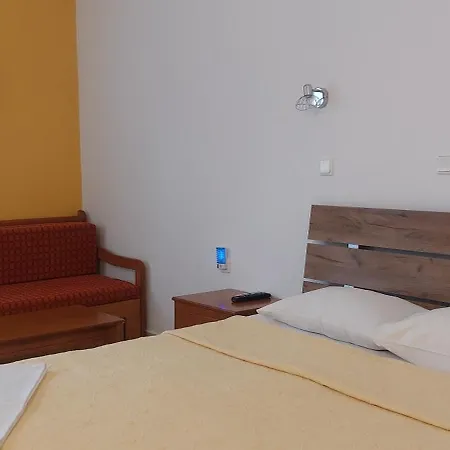 Paraga * Пефкари