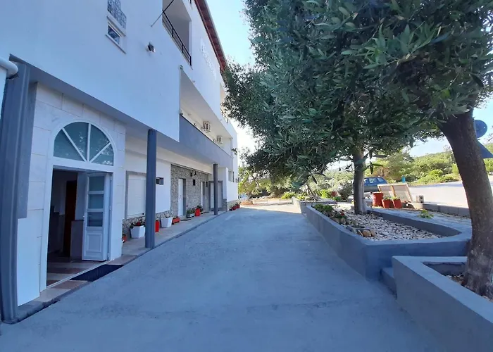 Paraga Case de vacanță Pefkari